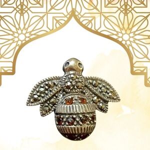 Vintage Elegant Silver 925 Bee Brooch